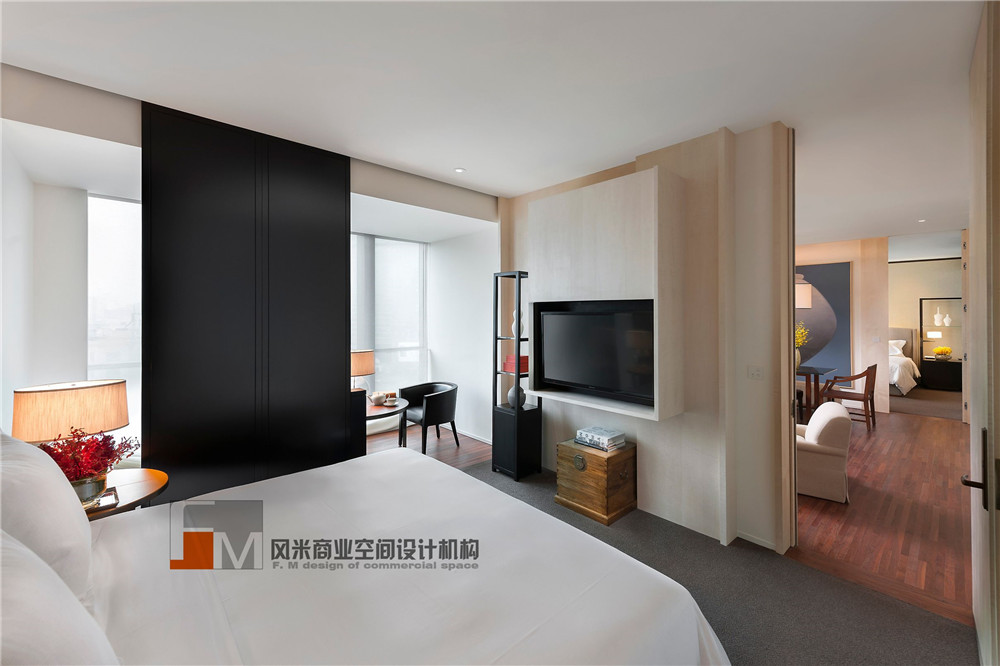 為了這家酒店，志明與春嬌從香港飛到了臺(tái)北！